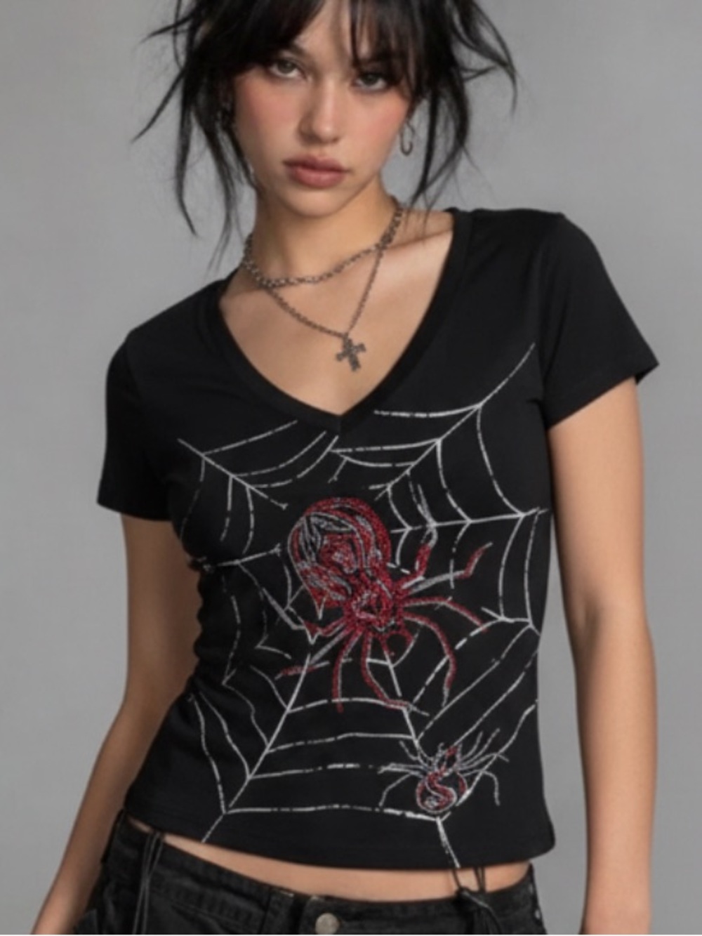 Romwe Black Spider Web Graphic V-Neck Tee Red Rhinestone Graphic T-Shirt L